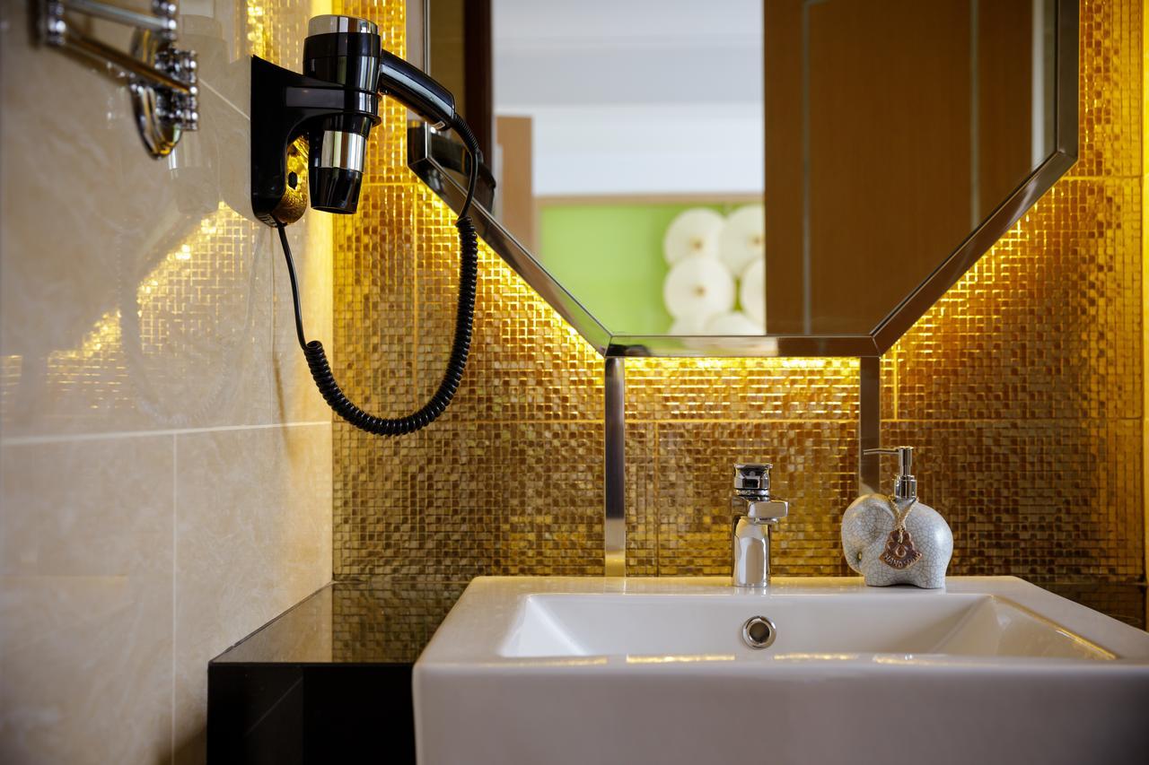 9 Suite Luxury Boutique Hotel Csiangmaj Kültér fotó